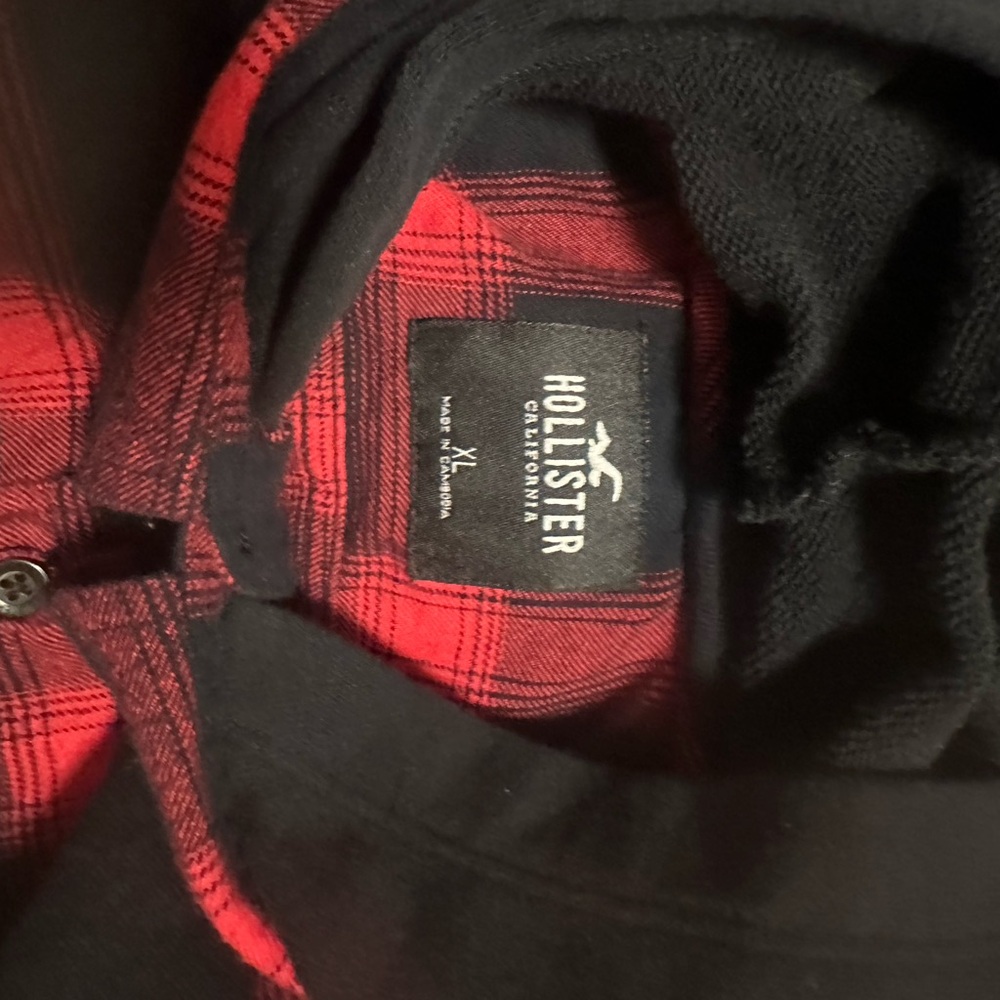 Hollister Red and Black Plaid Men's Shirt Pre Owned Excellent XL